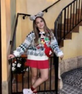 Profile picture of Jasmin