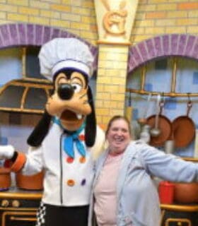 Profile picture of Renee or Luna