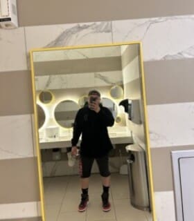 Profile picture of Alexx