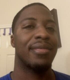 Profile picture of D