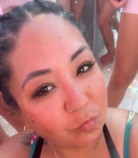 Profile picture of Annie13