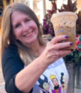 Profile picture of Looking for her Mickey