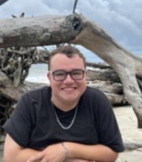Profile picture of politheageek95