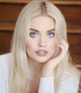 Profile picture of Caroline