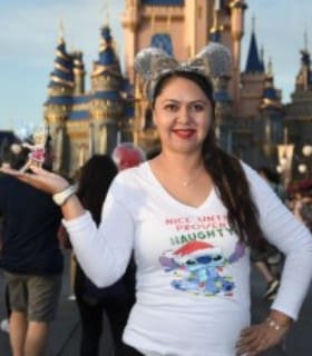 Profile picture of Angela