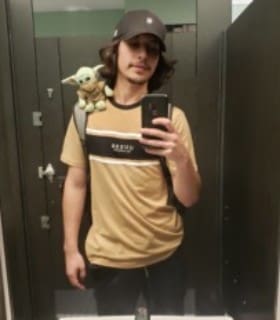 Profile picture of Lucas