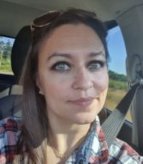 Profile picture of Elle