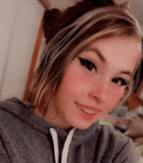 Profile picture of Ashley