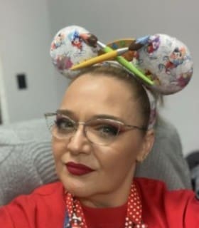 Profile picture of Raluca