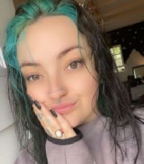 Profile picture of Madalane
