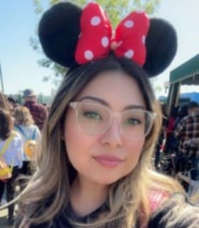 Profile picture of Myra