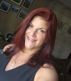 Profile picture of Laura