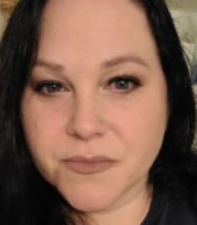 Profile picture of April