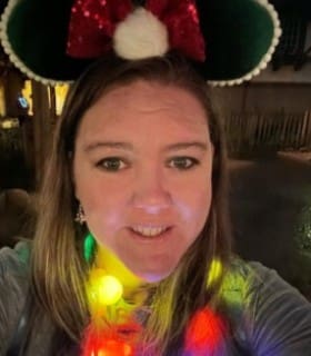 Profile picture of Amanda Booth