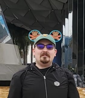 Profile picture of Nicholas