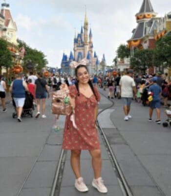 Profile picture of Jul