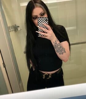 Profile picture of 𝔷𝔬𝔢̈